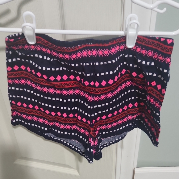 Trendy Pink and Black Patterned Shorts - Picture 1 of 1